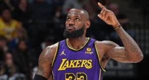 LeBron James agência livre