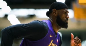 lebron james warriors jogador