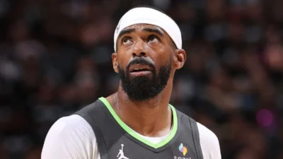 Mike Conley Mitchell Robinson