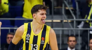 Mavericks troca Tarik Biberovic