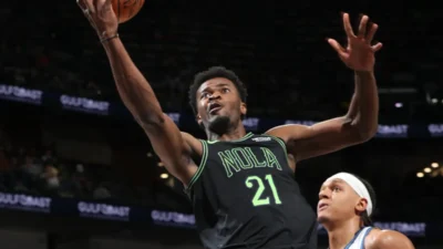 troca knicks mitchell robinson