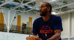 kawhi leonard raptors troca