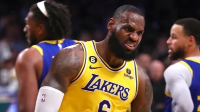LeBron James 76ers jogador