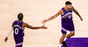 Timberwolves Jazz troca jogadores