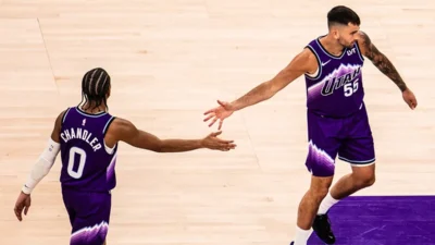 Timberwolves Jazz troca jogadores